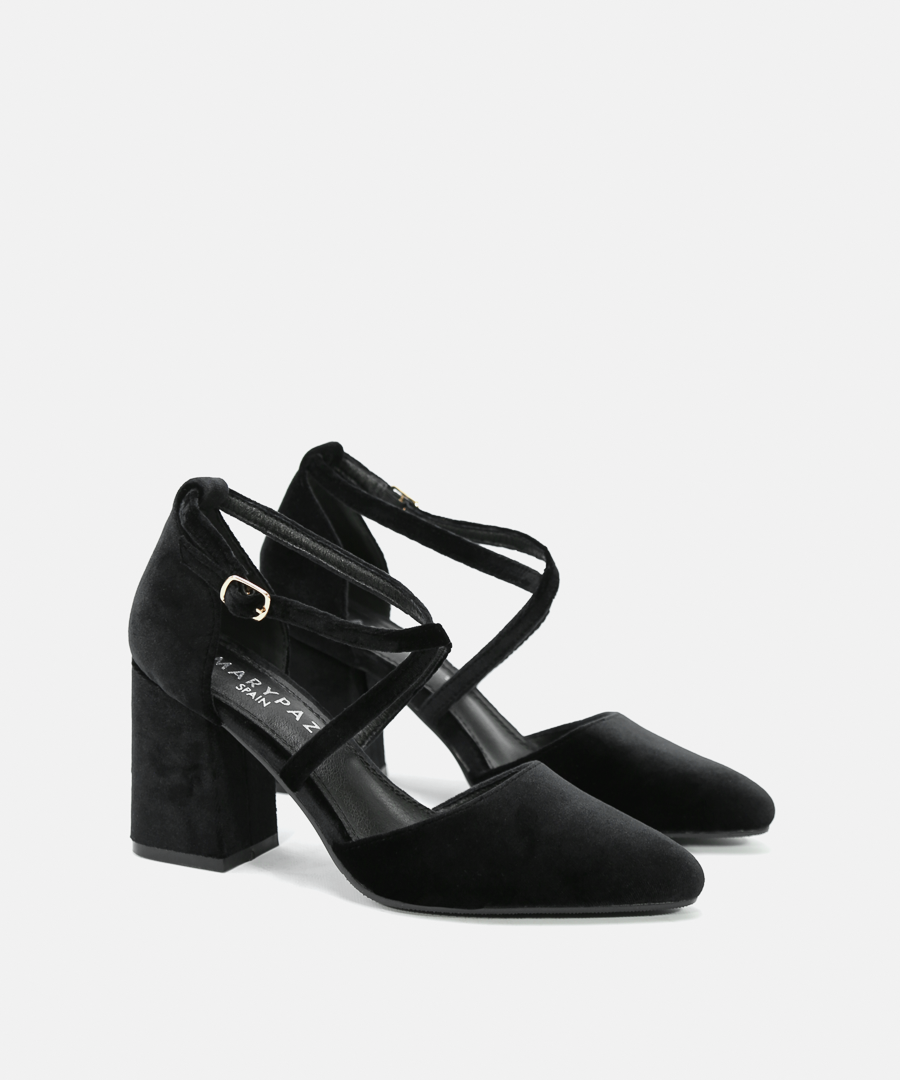 Zapatos tacón tiras cruzadas